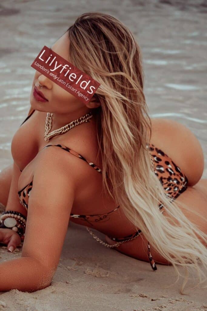 Serena Sexy Brazilian Blonde London Companion
