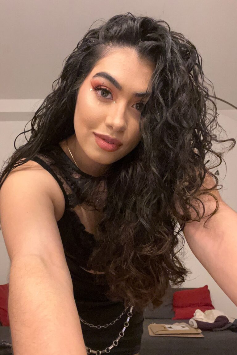 Lucia Recommended Colombian Escort In London