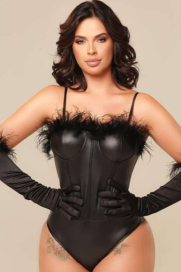 Joeley Escort In London