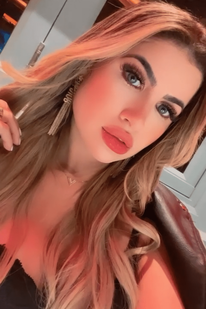 Laura Beautiful London Brazilian Companion