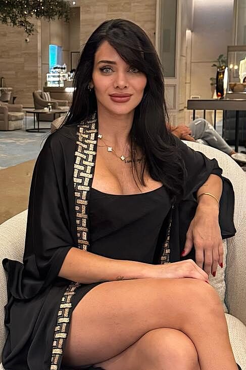 Mayara New Brazilian London Escorts beauty Slim Naughty Toys Shower
