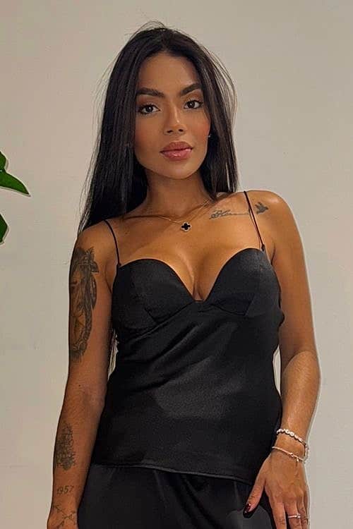 Jade New Outstanding Brazilian Escort In London Beautiful Slim Naughty 5'1"