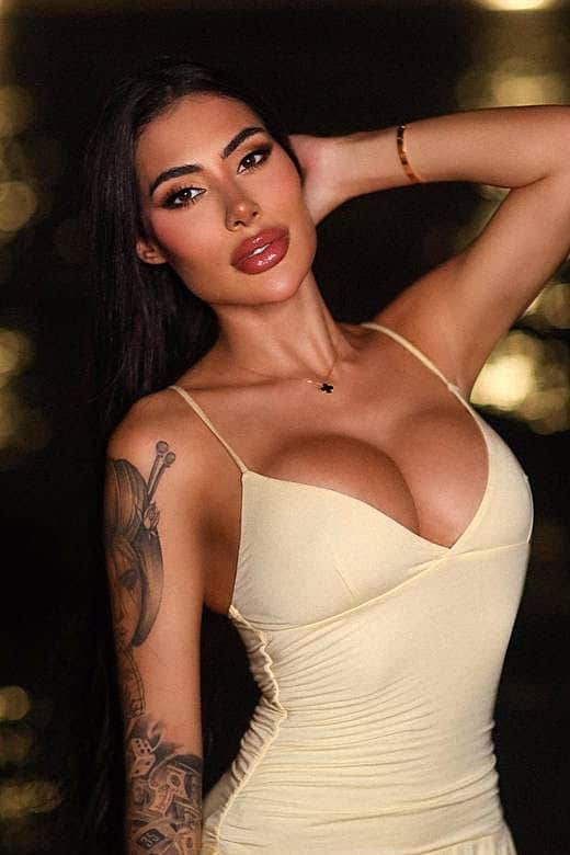 Consuela Sexy Brazilian New London Escort Very Busty 34DD