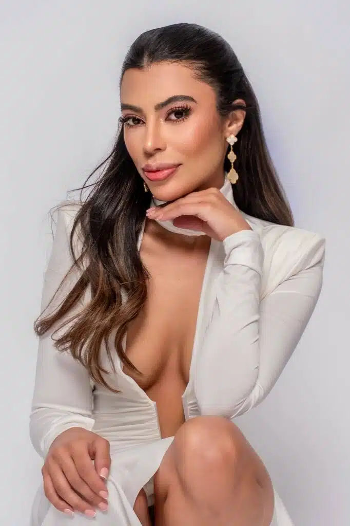 Manuela Fit Brazilian London Escort Natural Recommended Brunette