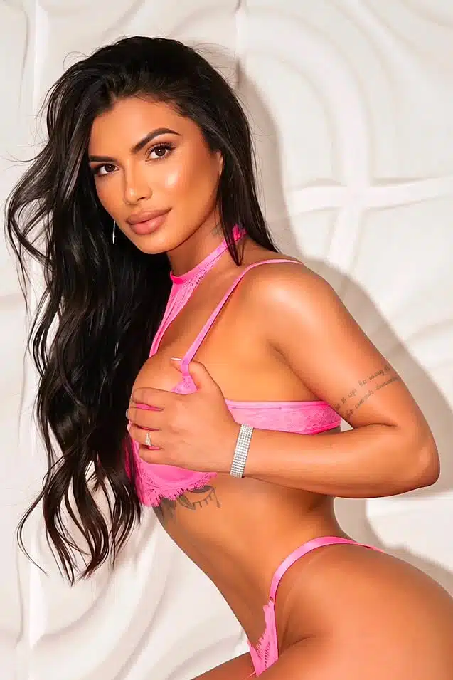 Luma Best Brazilian Escort In London Bisexual Naughty Busty 34D 5'5"